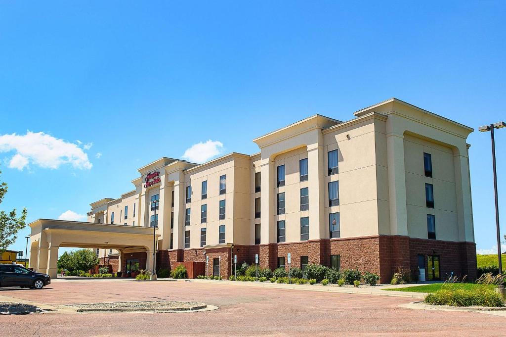 Hampton Inn & Suites Brookings